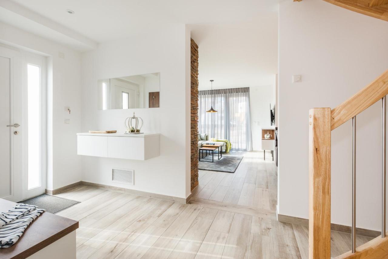 Ferienhaus-See-Sauna-Kamin-Hund Mit E-Ladestation Krakow am See Dış mekan fotoğraf